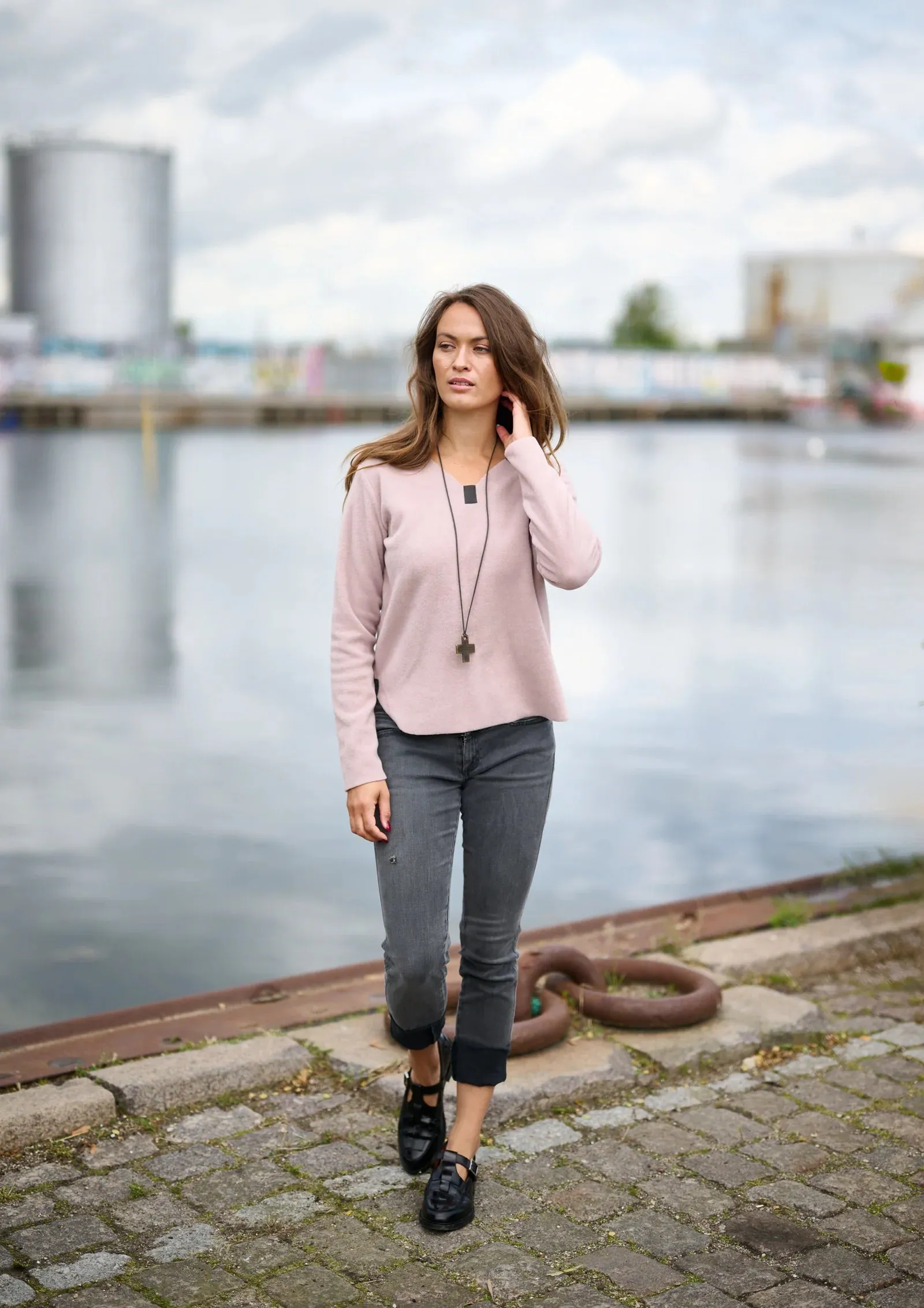 Henriette Cozy Fleece V-Neck | Dusty Rose